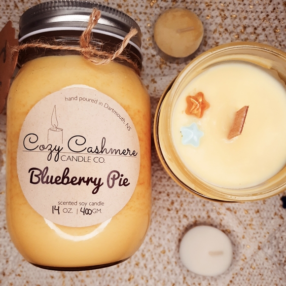 14Oz Blueberry Pie Soy Candle Hand Poured - Picture 8 of 8